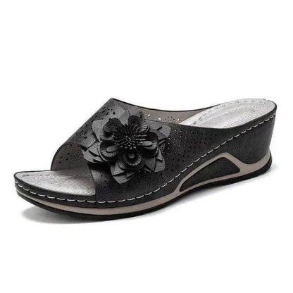 Sandalias ortopedicas de piel suave con soporte para el arco del pie.